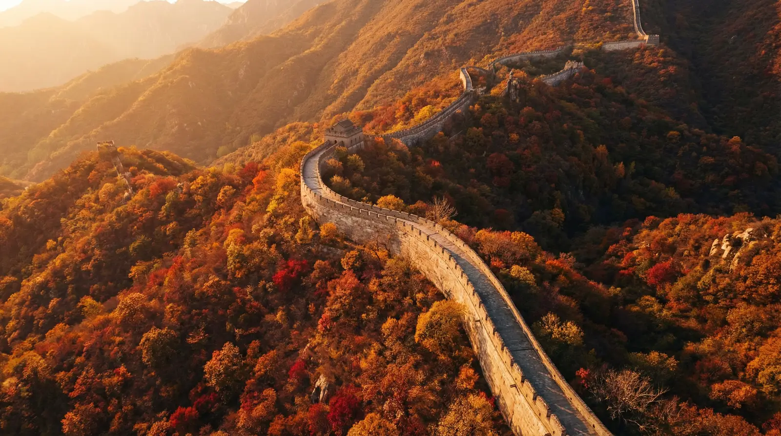 啦啦啦中文在线视频免费观看 秋日长城航拍全景